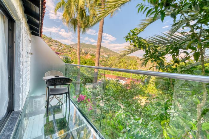 Bungalow Garden View Room